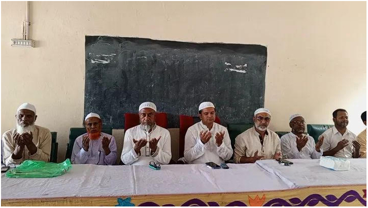 বগুড়ায় শাখারিয়া আলিম মাদরাসায় দাখিল শিক্ষার্থীদের বিদায় অনুষ্ঠান 